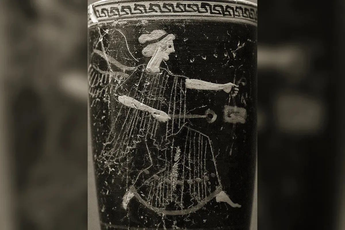 Iris, messagère des dieux, dans l'art antique
