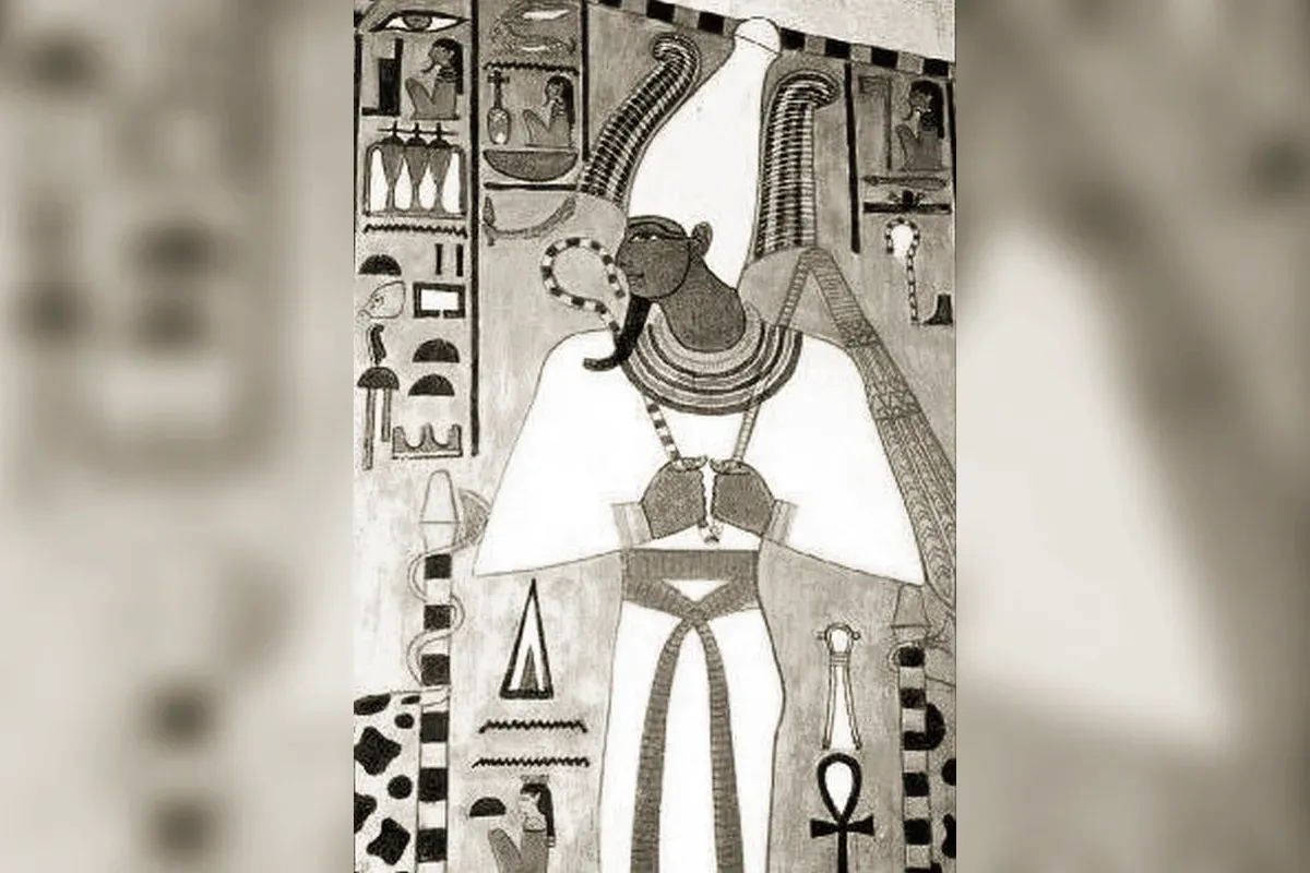 Osiris momifié tenant le sceptre-héqa et le flagellum, coiffé de la couronne Atef